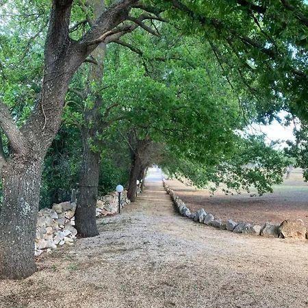 Antica Tenuta Dei Trulli * Alberobello